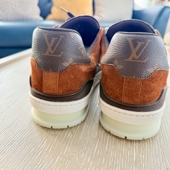 Louis Vuitton Trainer Sneakers - Picture 6 of 9